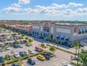 Crystal Lakes Shopping Center - MMG Sells Shopping Center in Homestead