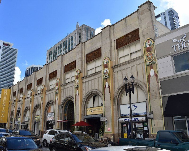 Shoreland Arcade Miami FL – Historic Shopping Center